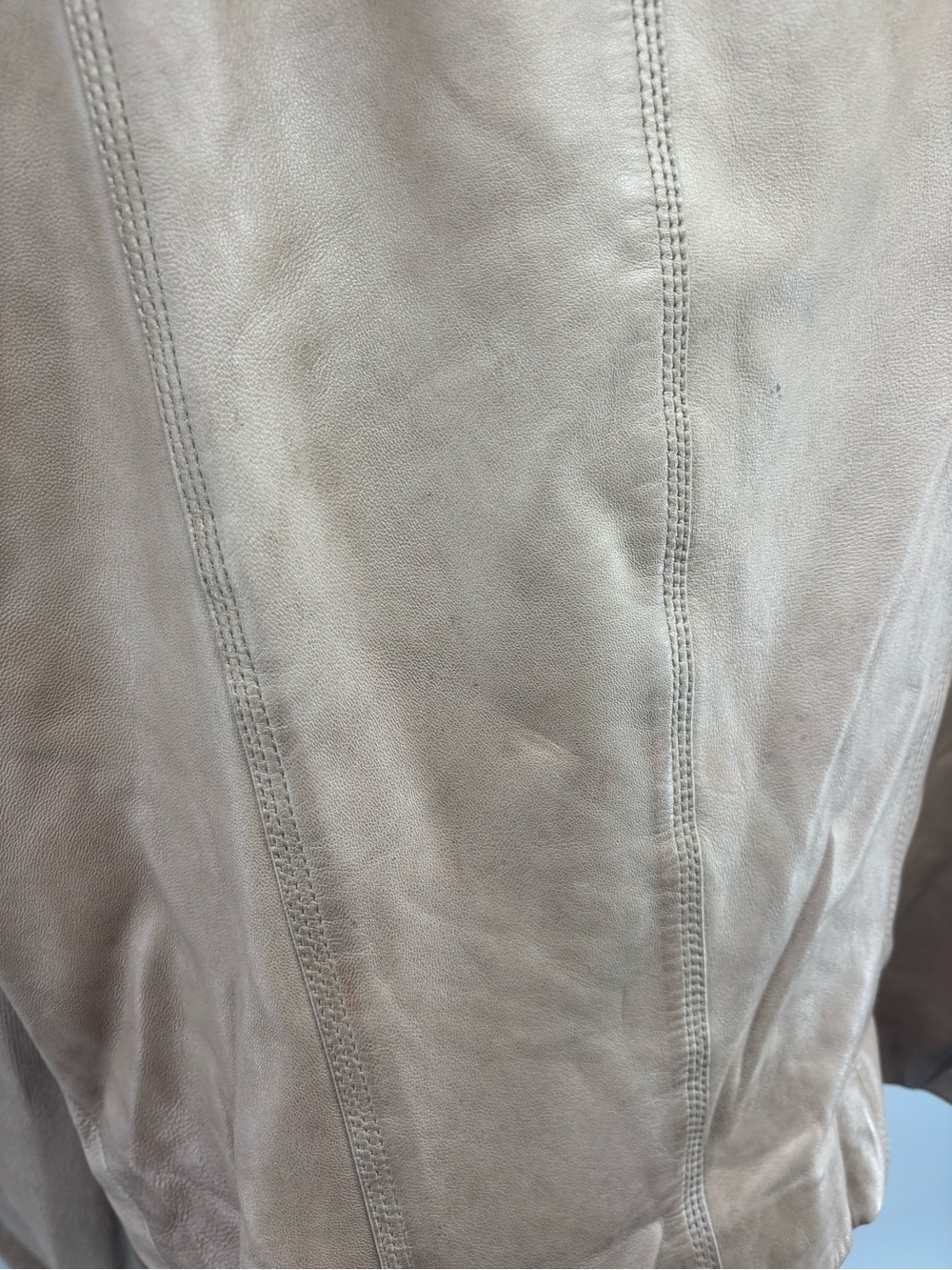 Lamarque Light Taupe Leather Asymmetrical Moto Jacket - Picture 6 of 7